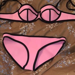 NWOT Neon Pink Triangl Bikini 👙